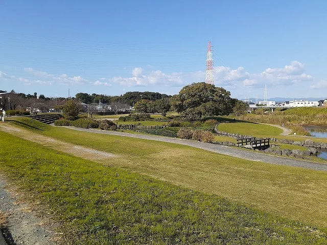 馬込川みずべの公園まで7m