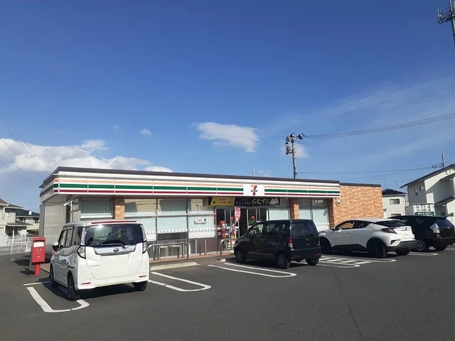 セブンイレブン古川中里５丁目店まで1600m