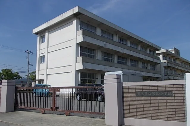 石巻市立開北小学校まで260m