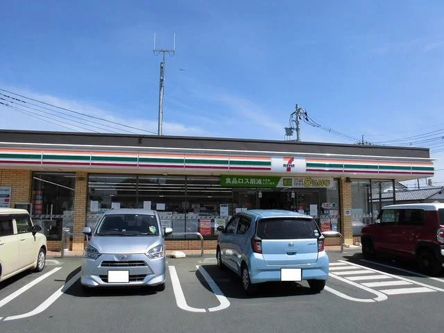 セブンイレブンまで500m
