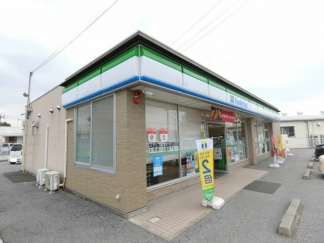 ファミリーマート長松店まで1000m