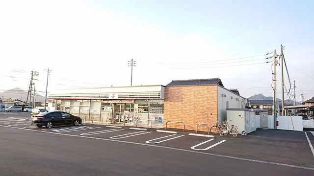 セブンイレブン防府桑南店まで450m