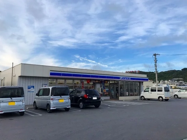 ローソンうるま塩屋店まで500m