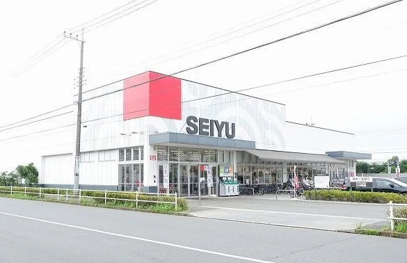 西友滝山店まで1000m