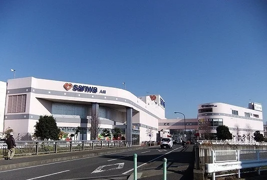 三和麻溝店まで1500m