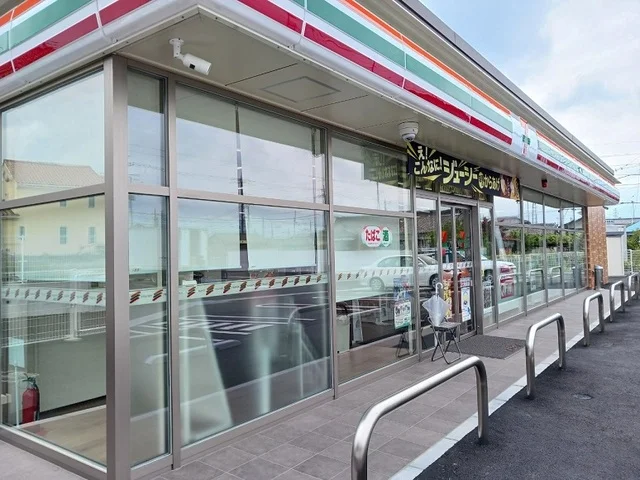 セブンイレブン藤岡宮本町店まで650m