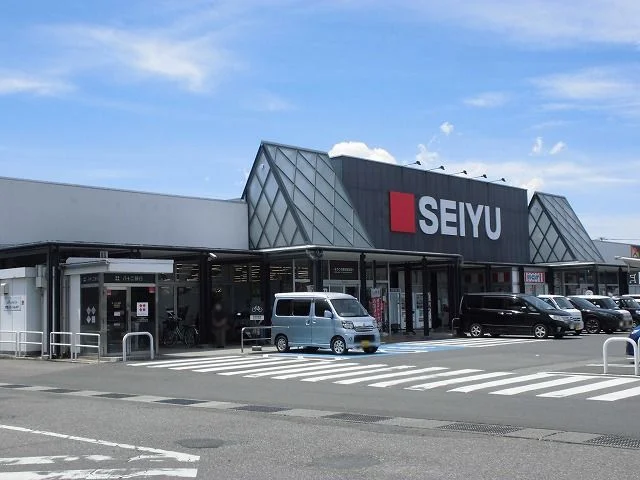 西友　豊科店まで3800m