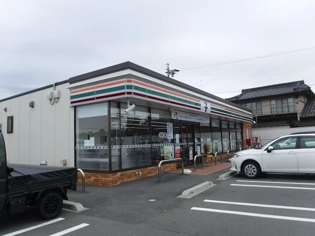 セブンイレブン　安曇野豊科店まで3900m
