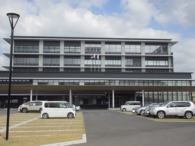 神埼市役所まで900m