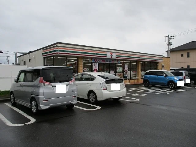 セブンイレブン広瀬中学校前店まで700m