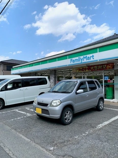 ファミリーマート青梅大門店まで190m