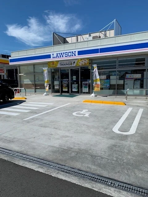 ローソン青梅野上町店まで600m