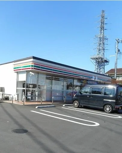 セブンイレブンまで210m
