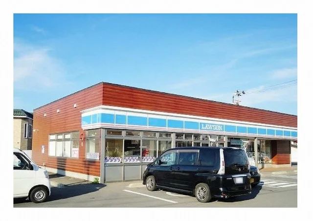 ローソン青森里見１丁目店まで900m