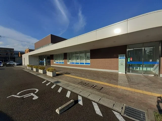七十七銀行六丁目支店まで300m