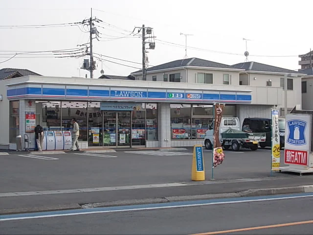 ローソン越戸2丁目店まで1080m