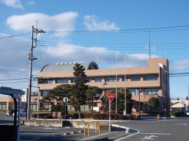 上河内地域自治センターまで1100m