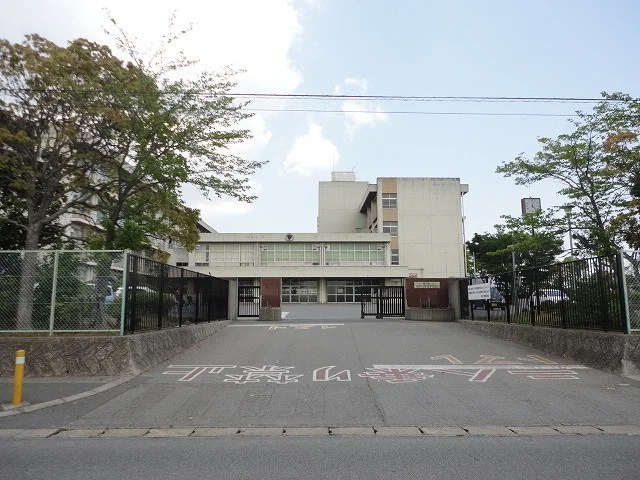 千葉県立八幡高等学校まで500m