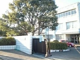 駒寄小学校まで120m