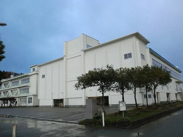北部中学校まで1500m