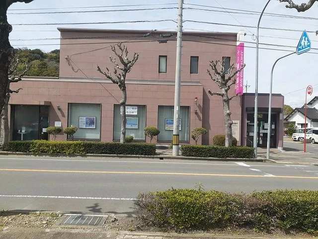 十八親和銀行多良見支店まで1159m