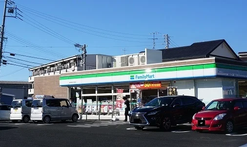 ファミリーマート愛知学院前店まで140m