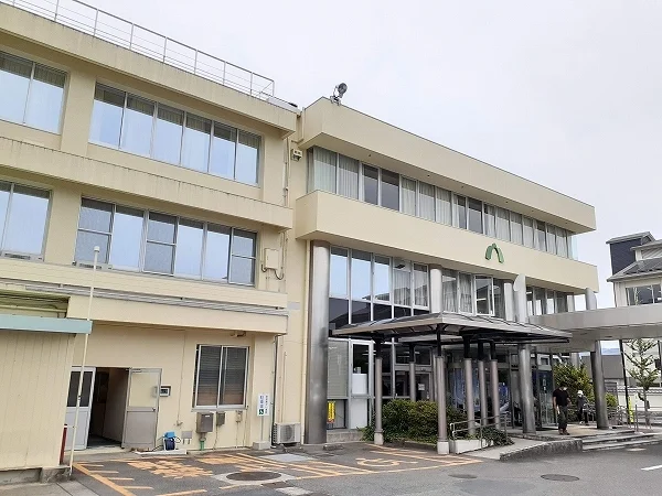 亀山市役所まで2910m