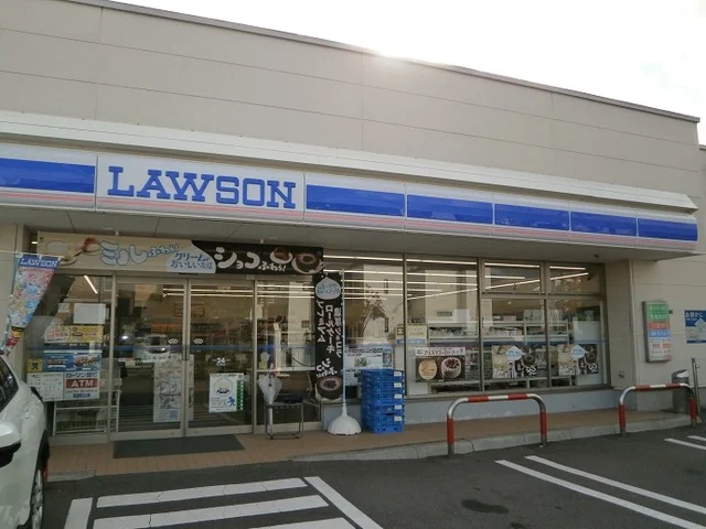 ローソン 函館深堀町店まで500m