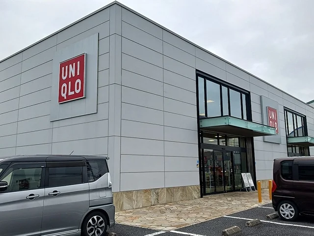 ユニクロ水戸姫子店まで811m