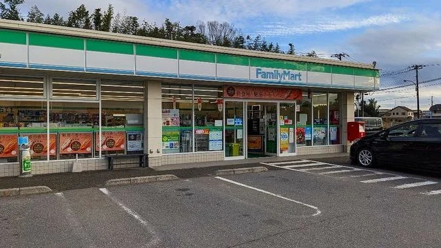 ファミリーマート 茂原新小轡まで750m