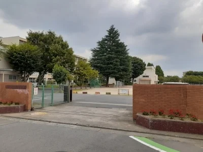 前橋市立城東小学校まで600m