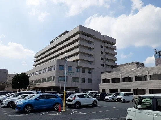 群馬中央病院まで2100m