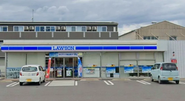 ローソン前橋上大島町店まで450m
