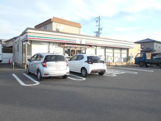セブンイレブン岐阜福光西3丁目まで550m