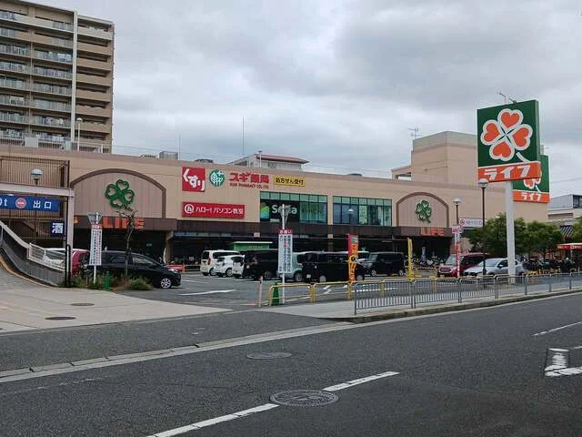 ライフ浜甲子園店様まで1000m