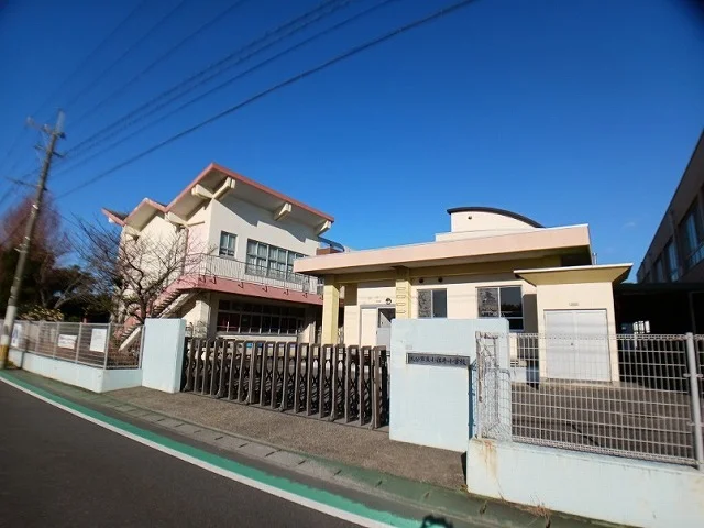 小佐井小学校まで1200m