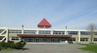 滝川市立滝川西小学校まで700m
