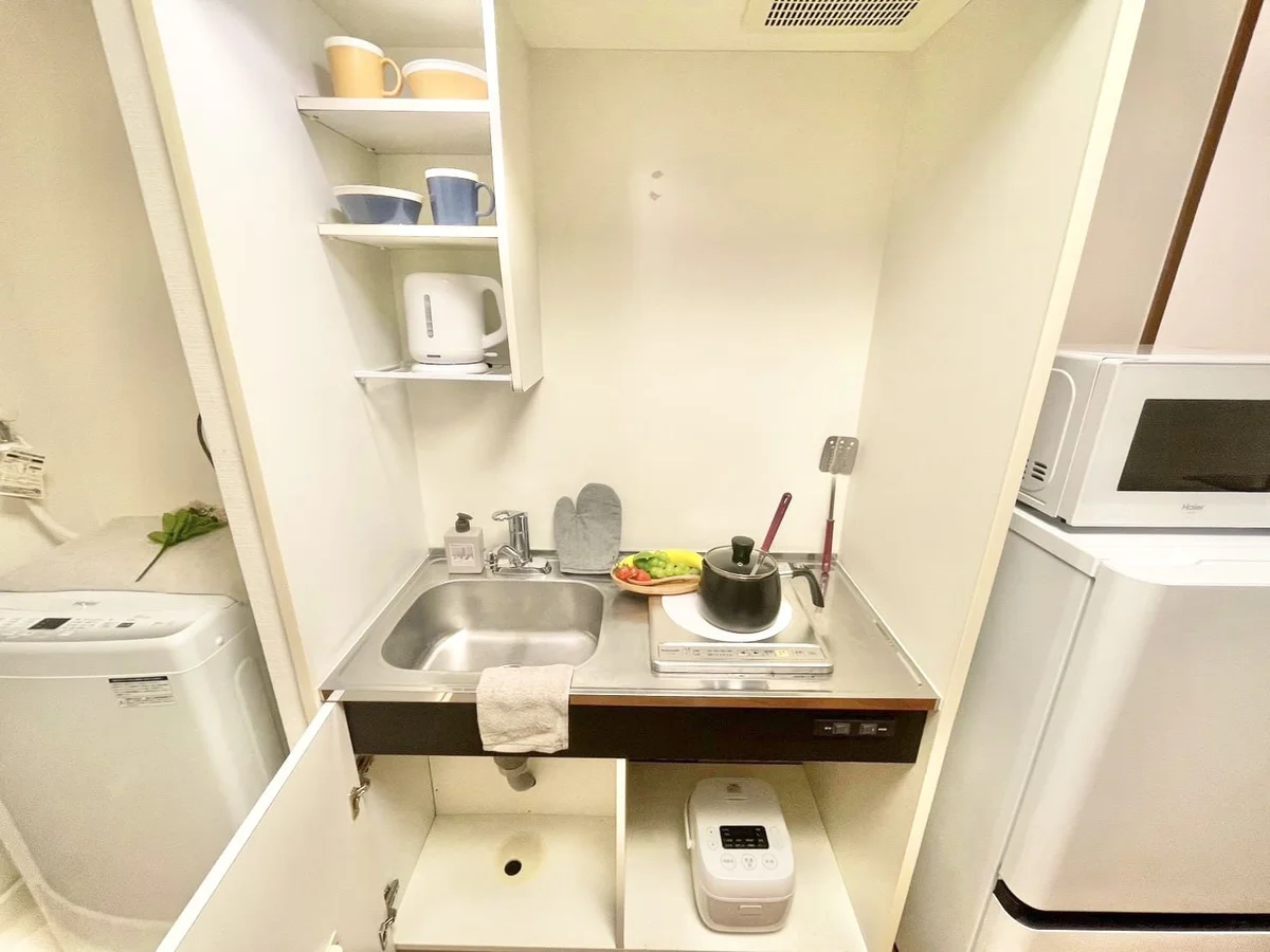※撮影用の観察植物・食器調理器具・雑貨類等はございません。※写真は現況優先
