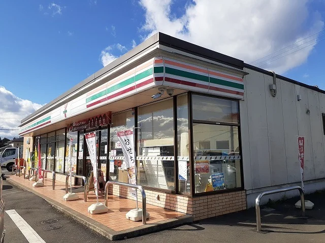 セブンイレブン日光土沢店まで3200m