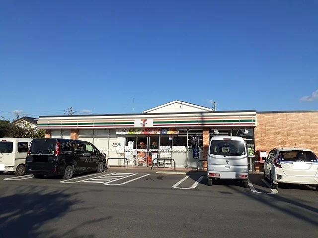 セブンイレブン壬生大師店まで400m