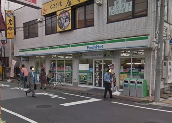 ファミリーマート　日進駅南口店まで400m