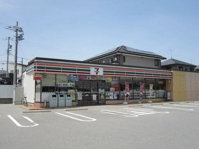 セブンイレブン幸田高力店まで850m
