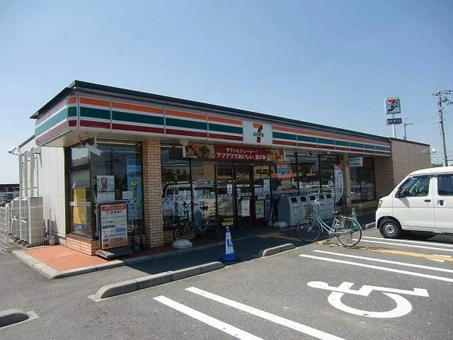 セブンイレブン栗東インター店まで913m