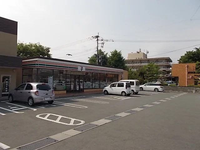 セブンイレブン　玉名駅東店まで700m