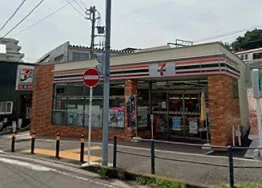 セブンイレブン屏風ヶ浦駅前店まで317m