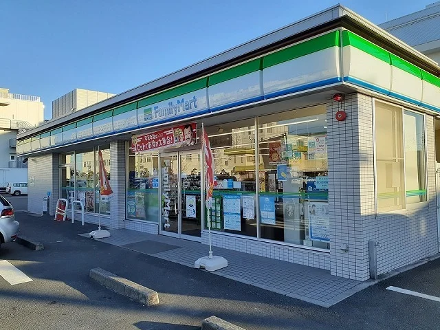 ファミリーマート浜松市野店まで500m