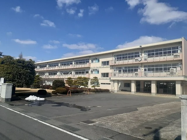 石巻市立桃生中学校まで550m