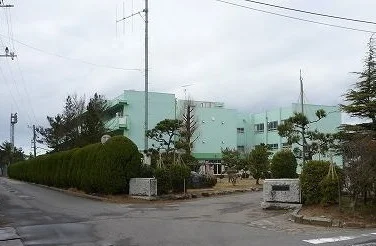 燕北小学校まで800m