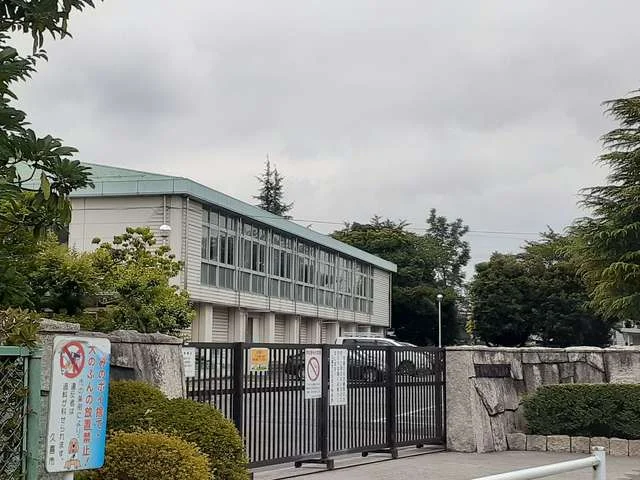 久喜市立太田小学校まで170m