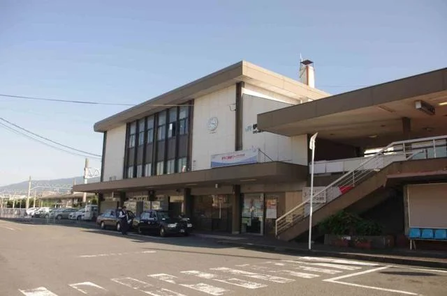 伊予三島駅様まで3000m